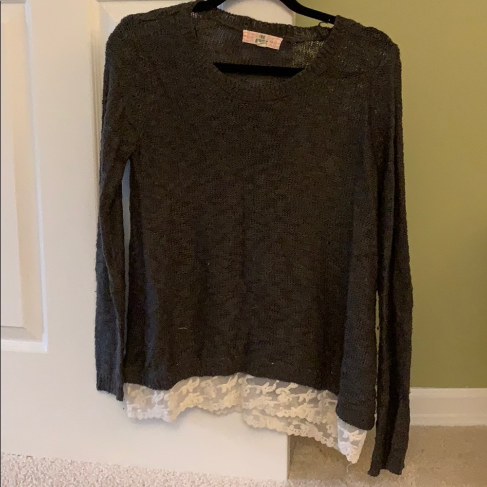 Light weight gray sweater with ivory lace trim